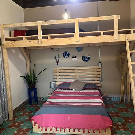 Hostal Casa Gaia San Cristóbal de Las Casas Екстериор снимка